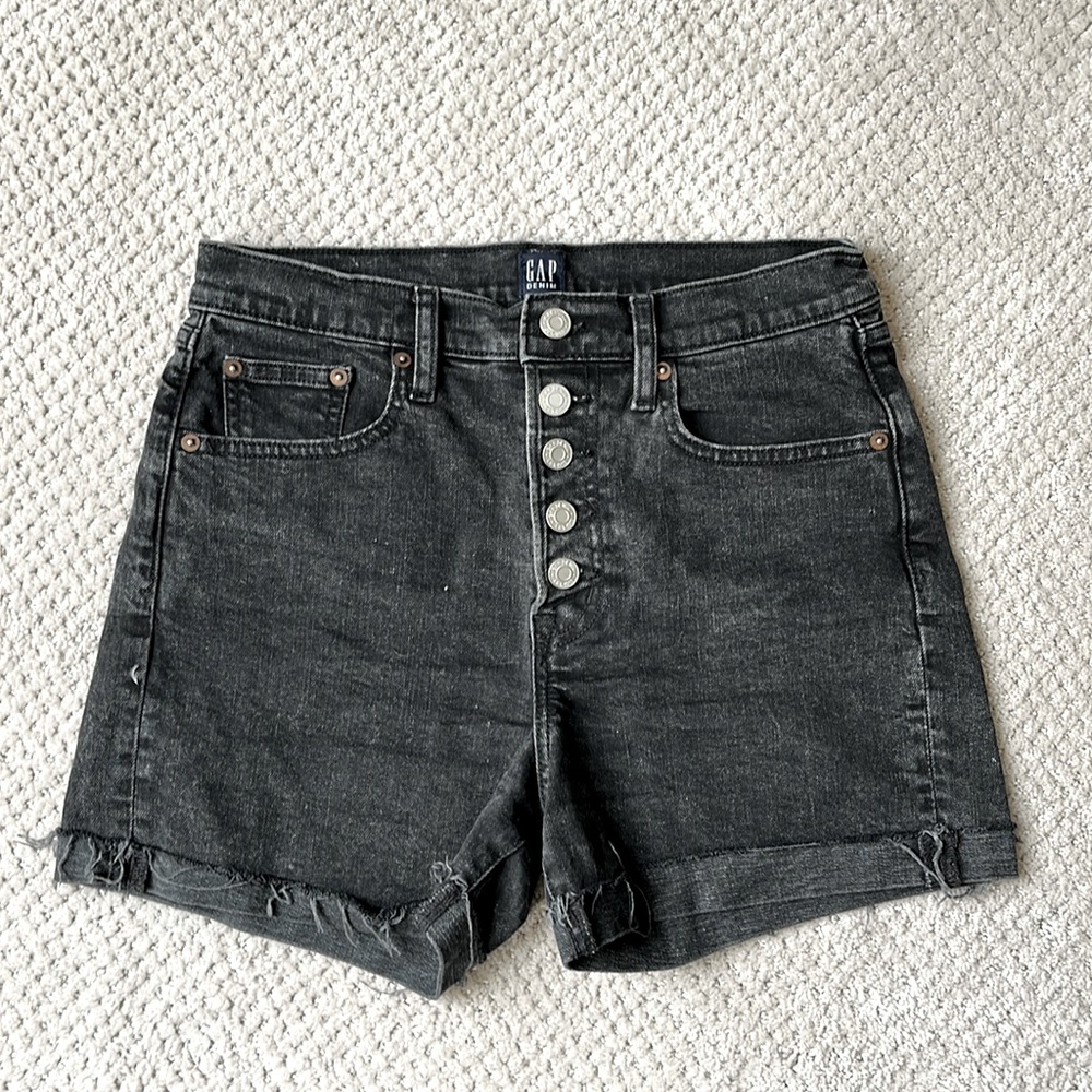 GAP • distressed denim shorts